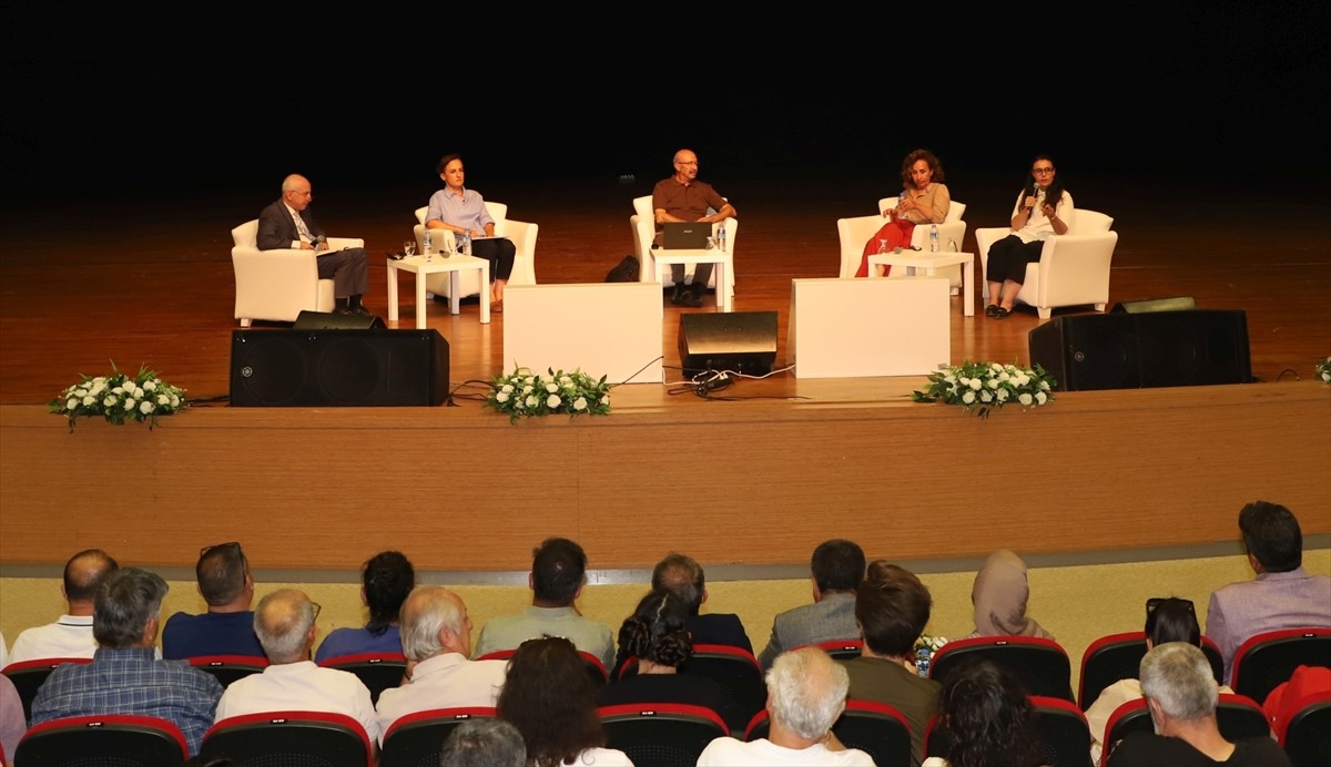 Nevşehir Kültür Yolu Festivali kapsamında, Nevşehir Hacı Bektaş Veli Üniversitesinde (NEVÜ)...