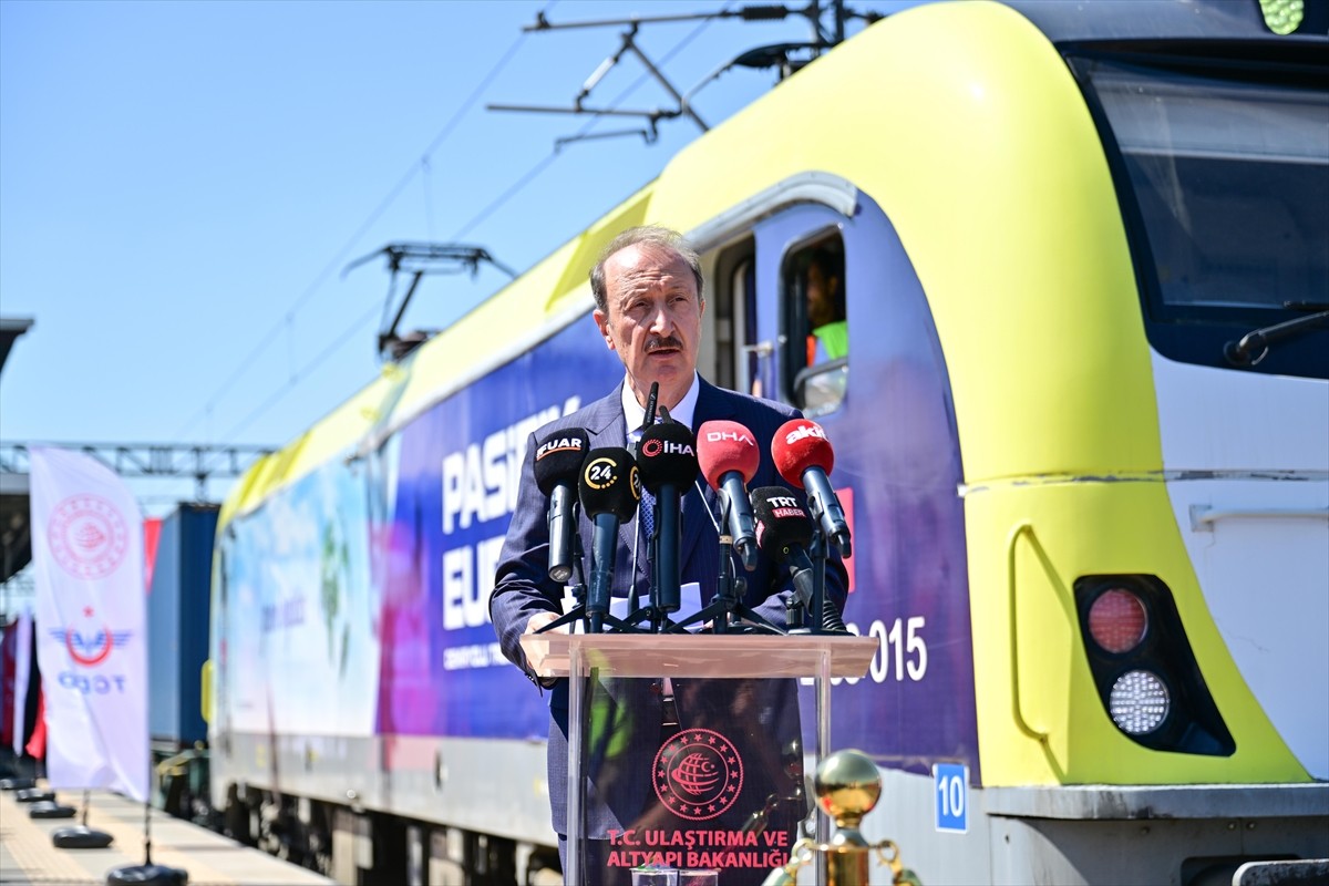 Pasifik Eurasia ile Çin Devlet Demiryolları arasında "Orta Koridor" güzergahını geliştirmek üzere...