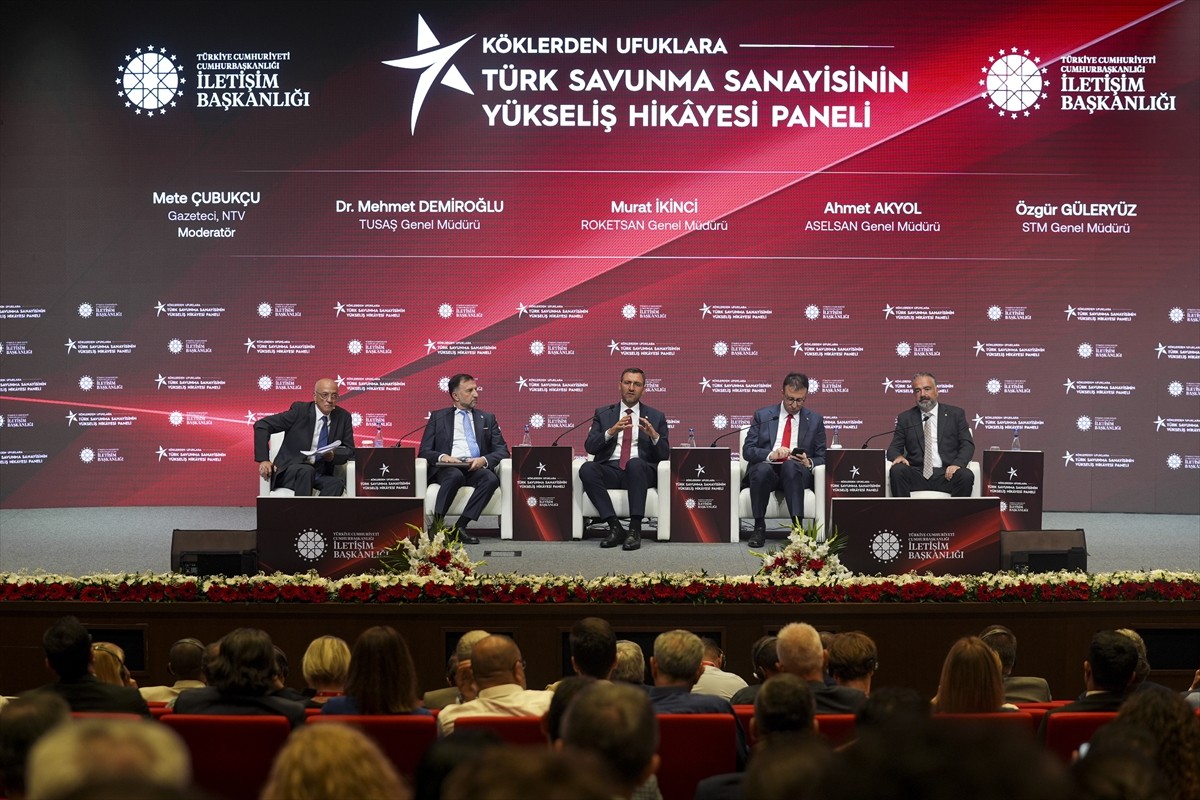 "Köklerden Ufuklara Türk Savunma Sanayisinin Yükseliş Hikayesi Paneli", gazeteci Mete Çubukçu'nun...