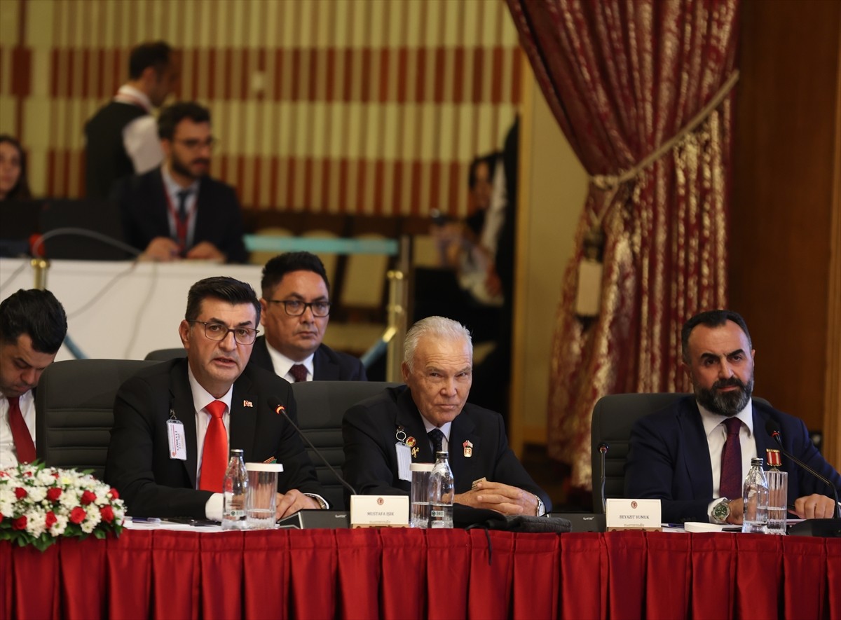 "Terörsüz Türkiye" hedefi doğrultusunda TBMM'de kurulan Milli Dayanışma, Kardeşlik ve Demokrasi...