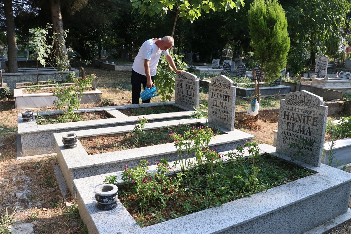 Sakarya'nın Akyazı ilçesinde yaşayan 57 yaşındaki Alaattin Elma, üzerinden 26 yıl geçen Marmara...