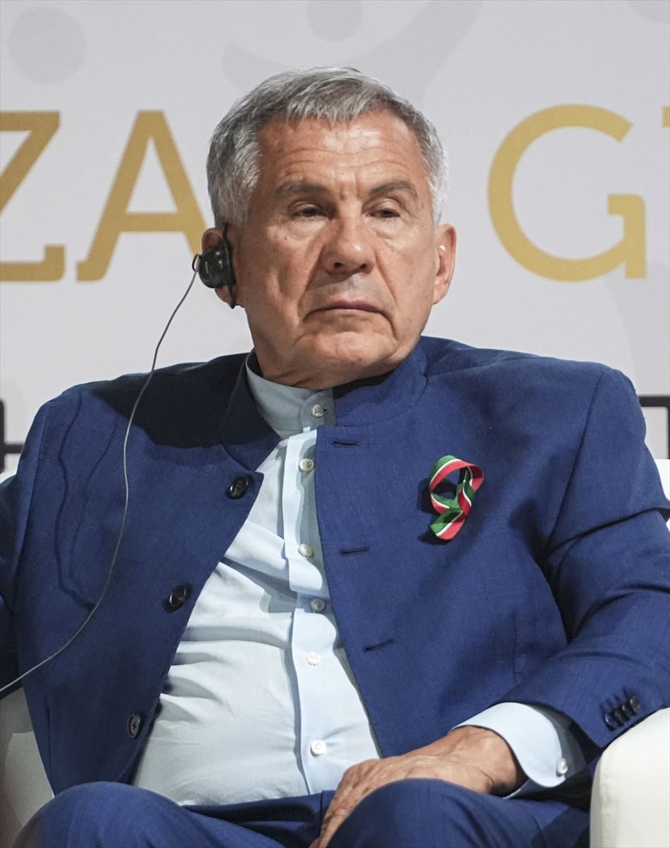 Tataristan Cumhuriyeti Reisi Rüstem Minnihanov, Anadolu Ajansının (AA) Global İletişim Ortağı...