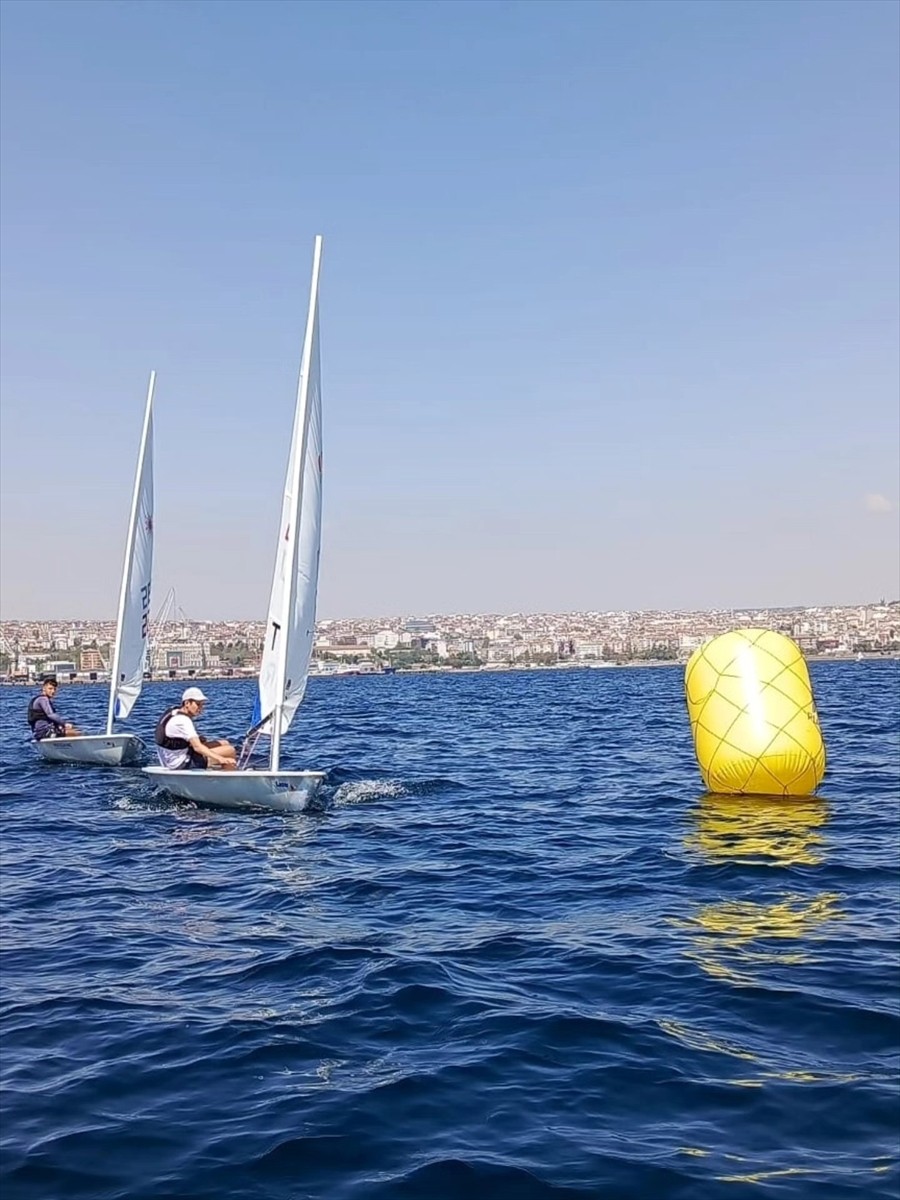 Tekirdağ'da 30 Ağustos Zafer Bayramı etkinlikleri kapsamında düzenlenen Zafer Kupası yelken...