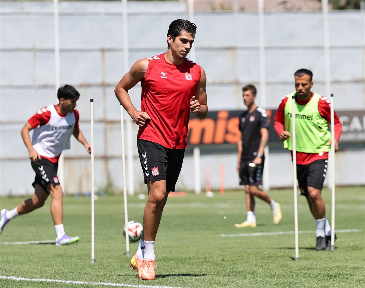 Trendyol 1. Lig'in 3. haftasında deplasmanda Amed Sportif Faaliyetler'i ile karşılaşacak Özbelsan...