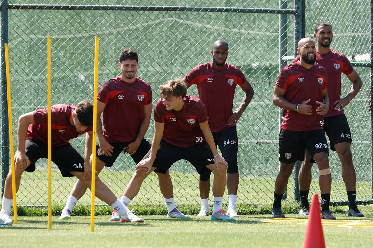 Trendyol 1. Lig'in 3. haftasında sahasında Adana Demirspor'u ağırlayacak Bandırmaspor...