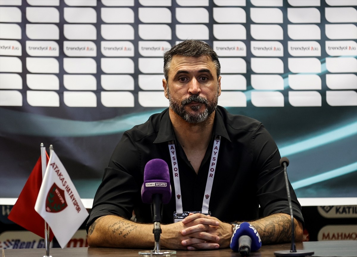 Trendyol 1. Lig'in dördüncü haftasında Mersin'de konuk ettiği İstanbulspor ile 1-1 kalan...