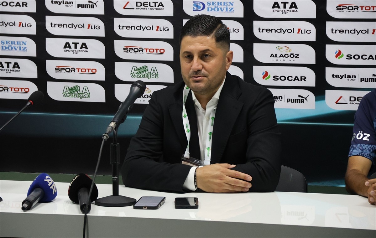 Trendyol 1. Lig'in ilk haftasında Alagöz Holding Iğdır FK, sahasında konuk ettiği SMS Grup...