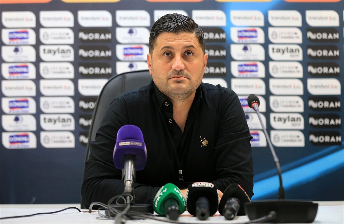 Trendyol 1. Lig’in 4. haftasında Manisa FK ile Alagöz Holding Iğdır FK, Manisa 19 Mayıs Stadı’nda...