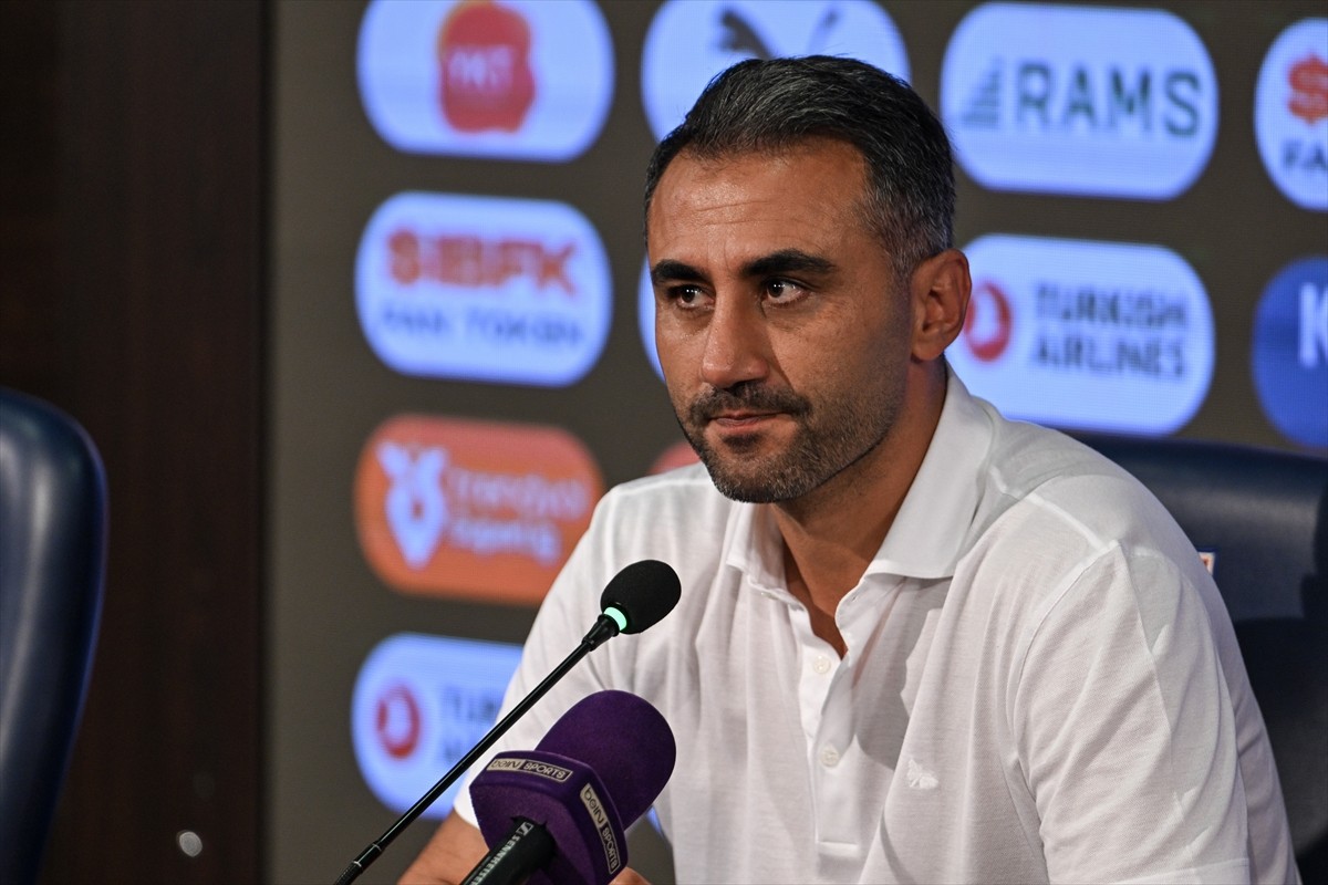 Trendyol Süper Lig’in 4. haftasında, RAMS Başakşehir ile ikas Eyüpspor takımları, Başakşehir Fatih...