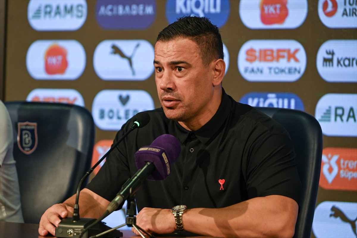 Trendyol Süper Lig’in 4. haftasında, RAMS Başakşehir ile ikas Eyüpspor takımları, Başakşehir Fatih...