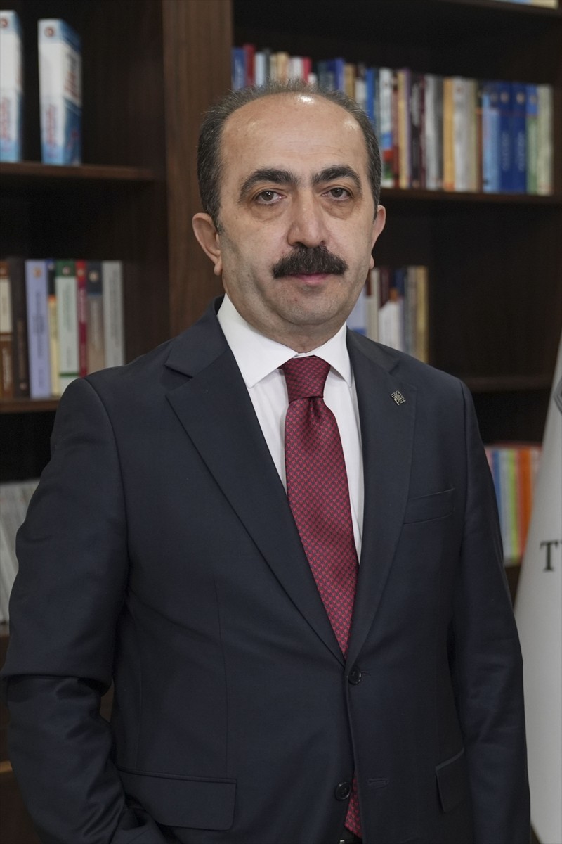 Türk Tarih Kurumu (TTK) Başkanı Prof. Dr. Yüksel Özgen, Malazgirt Zaferi'nin 954. yıl dönümü...