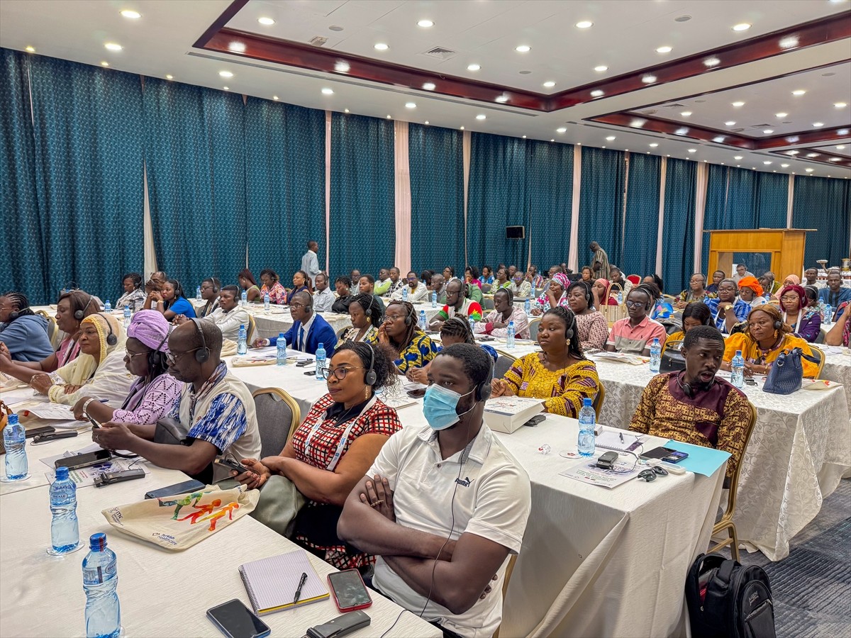 Türk Yoğun Bakım Derneği ve Türkiye Organ Nakli Vakfı işbirliğiyle Burkina Faso'da görev yapan...