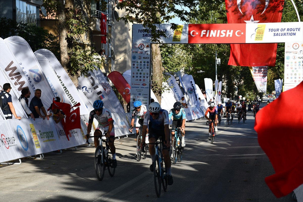 Türkiye Bisiklet Federasyonu ve Samsun Sivil Toplum Kuruluşları Konfederasyonu (SAMKON) iş...