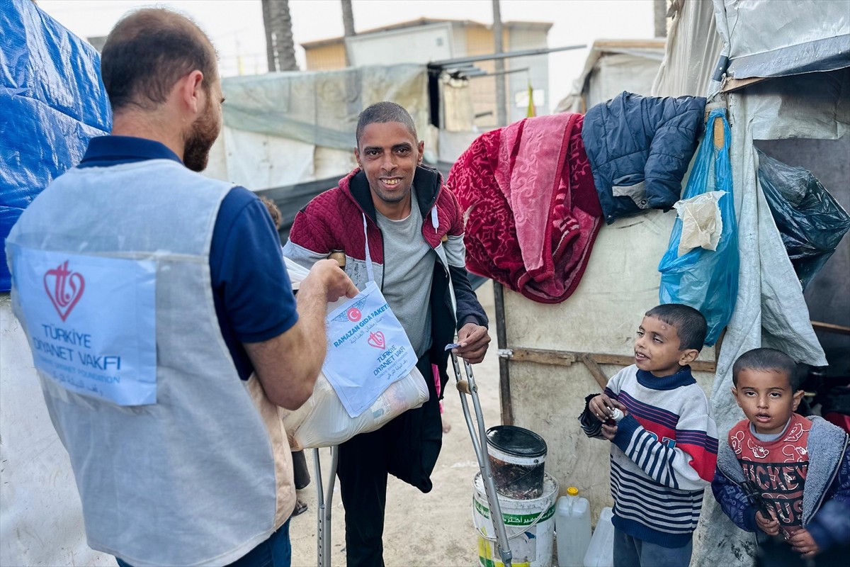 Türkiye Diyanet Vakfı (TDV), Ekim 2023'ten bu yana Gazze'ye 35 milyon dolara yakın insani yardım...