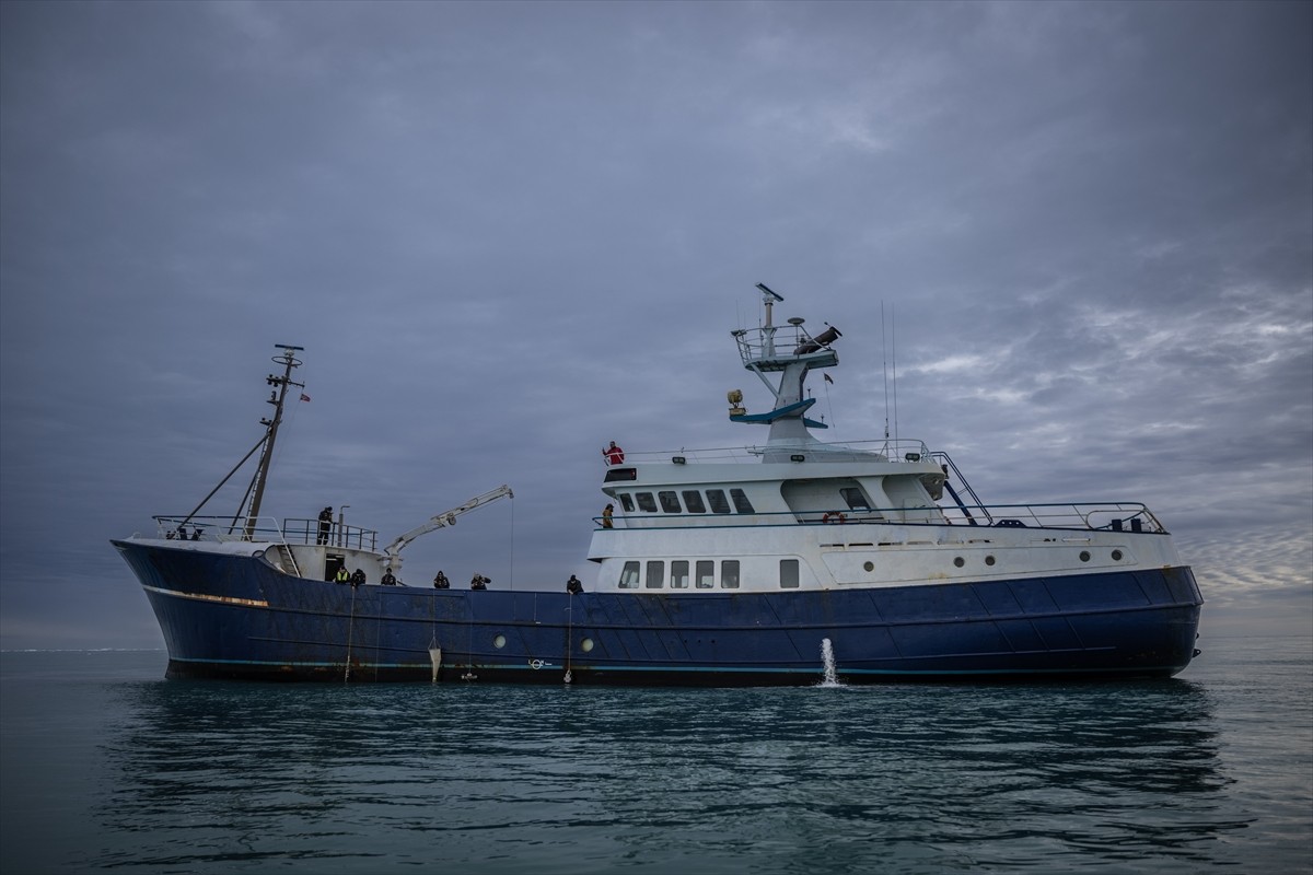 Türkiye, kutup bölgelerindeki bilimsel varlığını sürdürmeye devam ediyor. Cumhurbaşkanlığı...