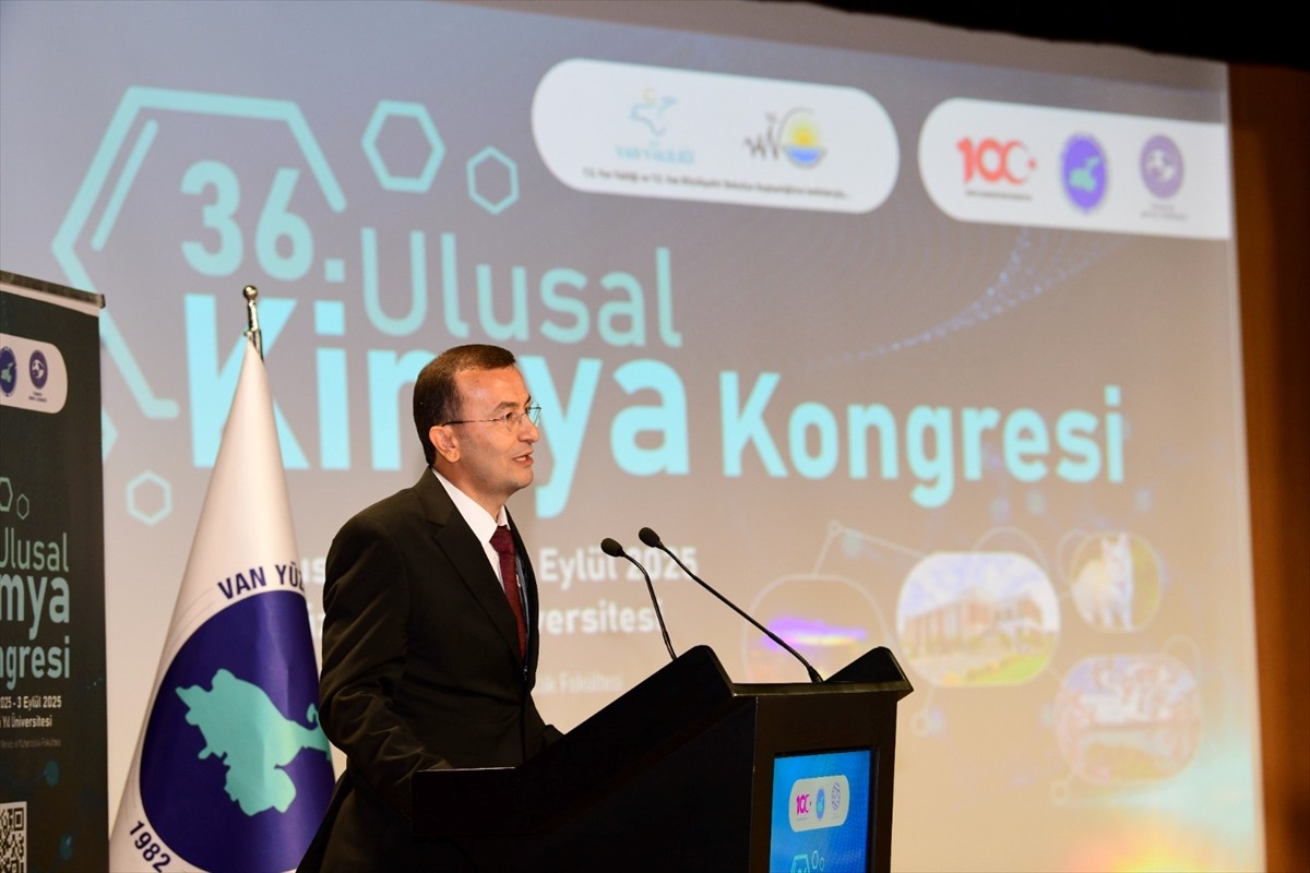  Van Yüzüncü Yıl (YYÜ) ev sahipliğinde düzenlenen 36. Ulusal Kimya Kongresi başladı.