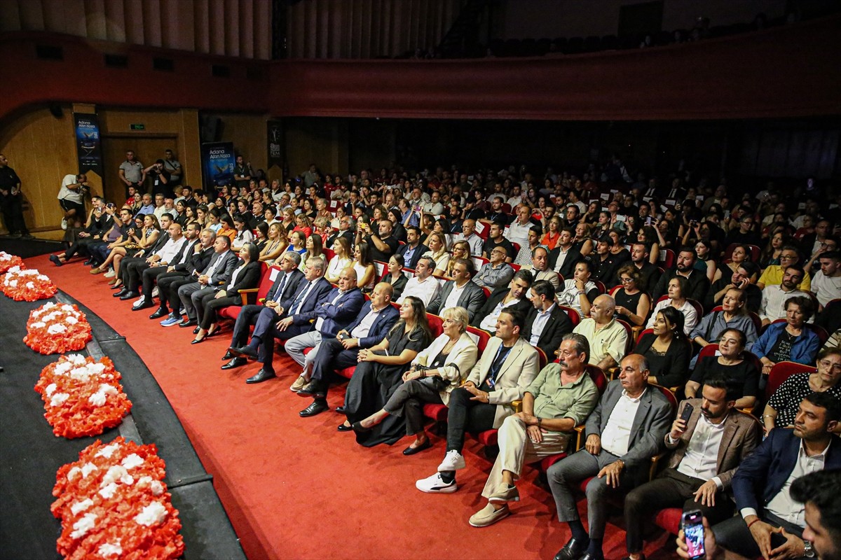Adana'da bu yıl 32'ncisi düzenlenen Uluslararası Adana Altın Koza Film Festivali kapsamında Adana...