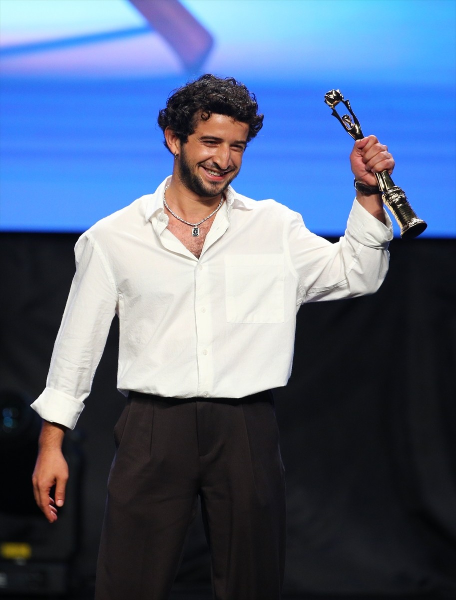 Adana Büyükşehir Belediyesince bu yıl 32'incisi düzenlenen Uluslararası Adana Altın Koza Film...