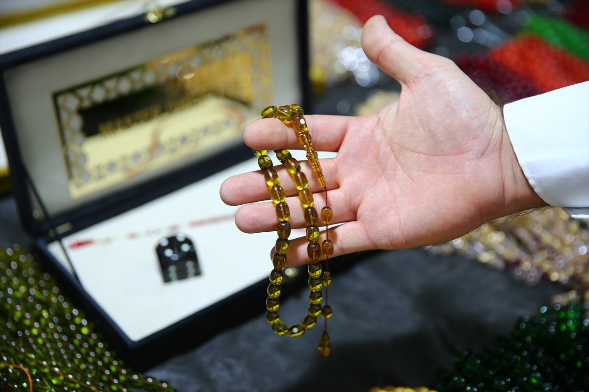 Adana Valiliği himayesinde TÜYAP Adana Uluslararası Fuar ve Kongre Merkezi'nde düzenlenen "4....