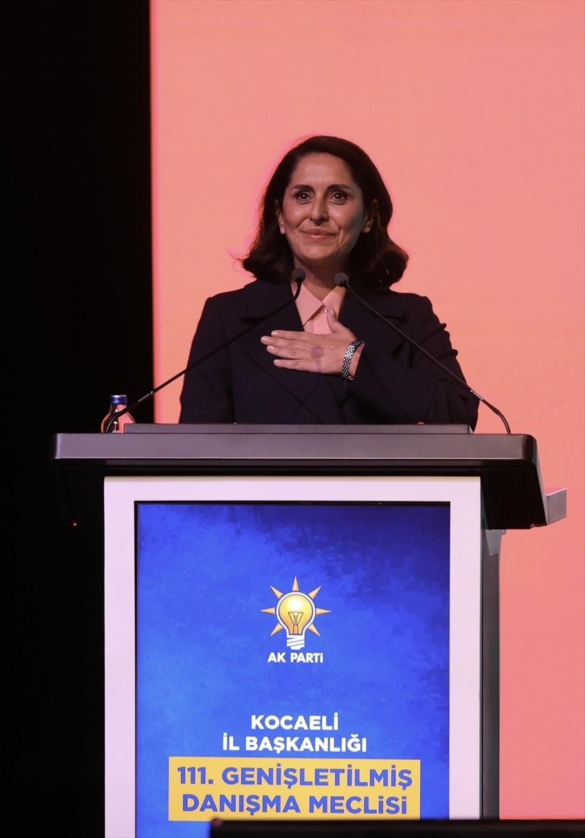 AK Parti Genel Başkan Yardımcısı Sevilay Tuncer, AK Parti Kocaeli İl Başkanlığınca Kocaeli Kongre...
