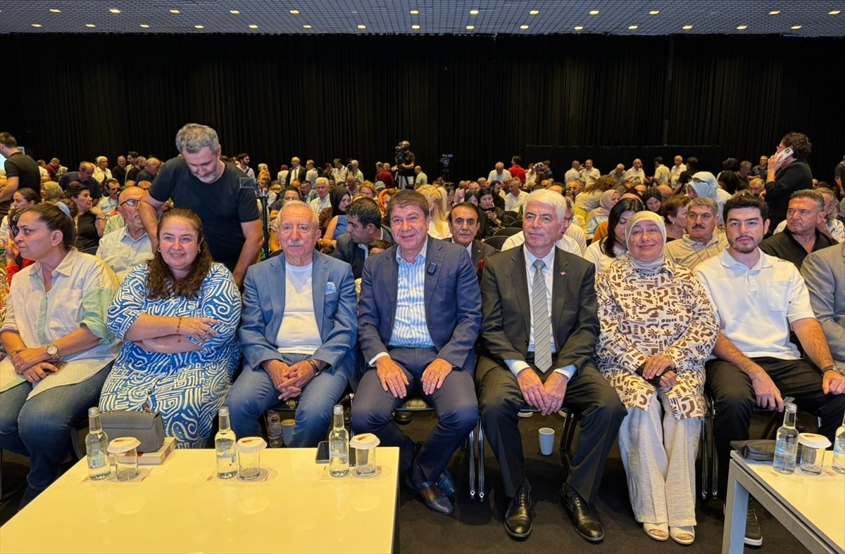 AK Parti Merkez Karar ve Yönetim Kurulu (MKYK) Üyesi Menderes Türel, Antalya'da bir otelde...