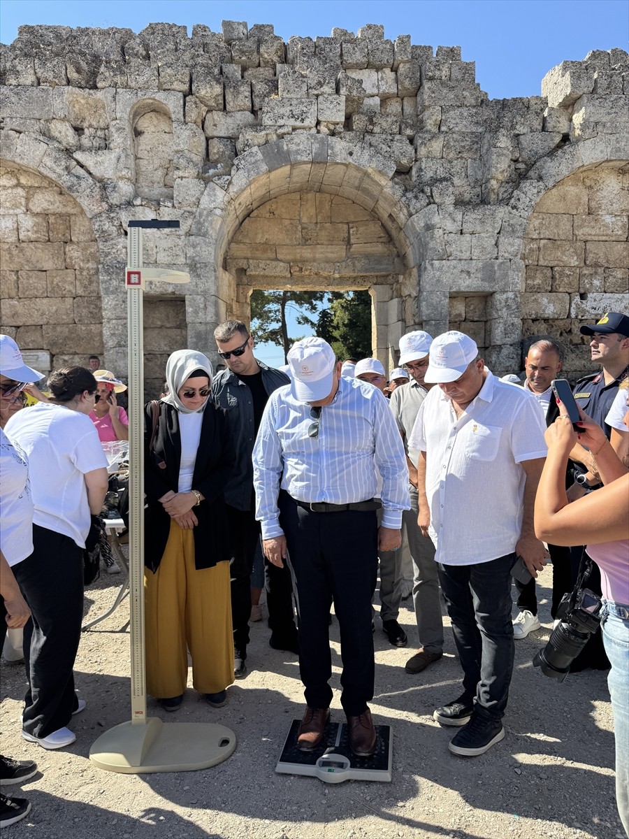 Antalya'da UNESCO Dünya Miras Geçici Listesi'nde yer alan Perge Antik Kenti'nde sağlıklı yaşamın...