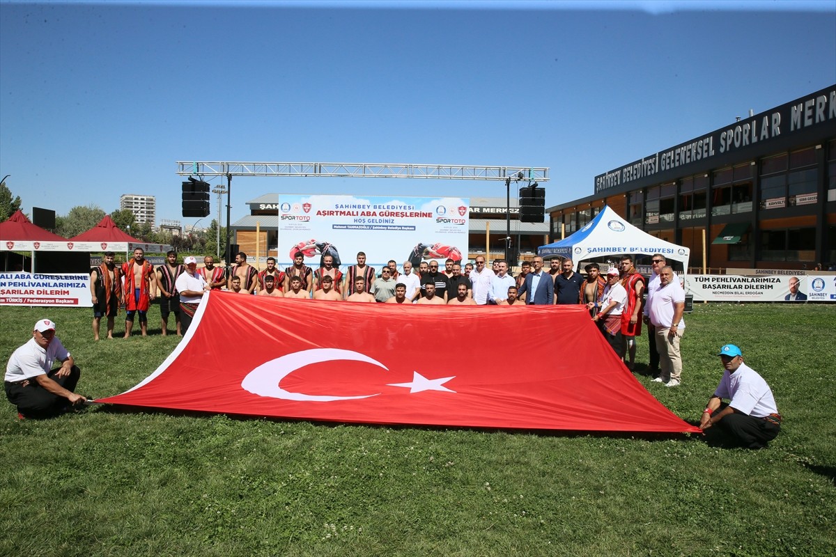 Aşırtmalı Aba Güreşi Türkiye Şampiyonası, Şahinbey Geleneksel Sporlar Merkezinde...