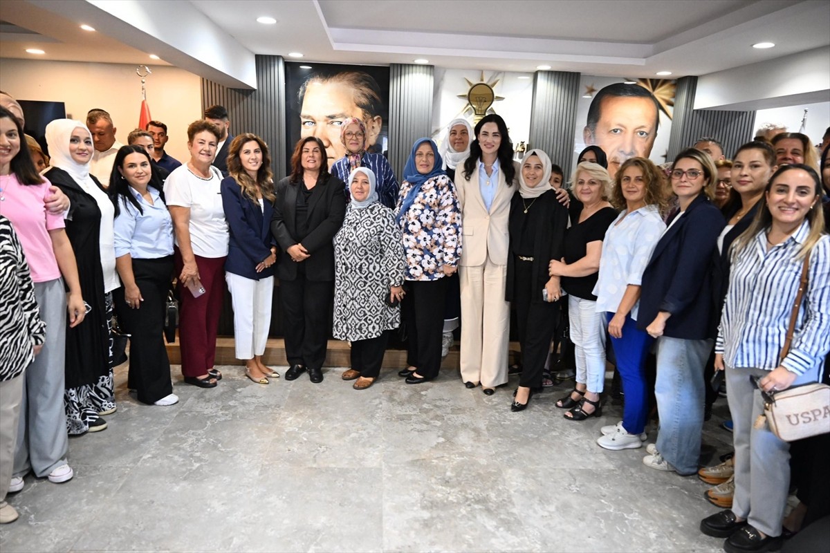 Aydın Büyükşehir Belediye Başkanı Özlem Çerçioğlu, AK Parti Aydın İl Başkanlığına ziyarette...