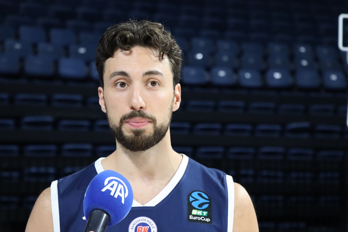 Bahçeşehir Koleji Erkek Basketbol Takımı'nın Türk asıllı Alman oyuncusu İsmet Akpınar, Bahçeşehir...