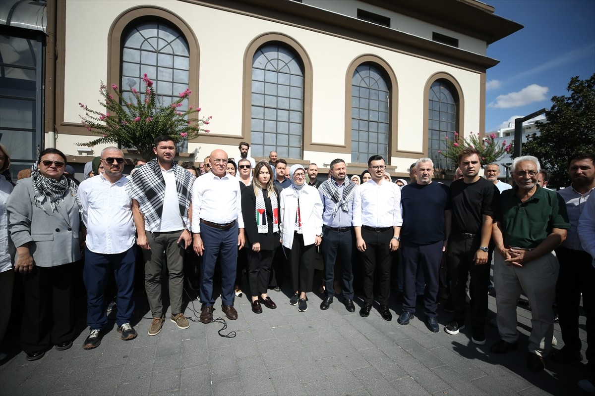 Balıkesir AK Parti İl Başkanlığınca Gazze'de savaş nedeniyle okula başlayamayan çocuklar anısına...