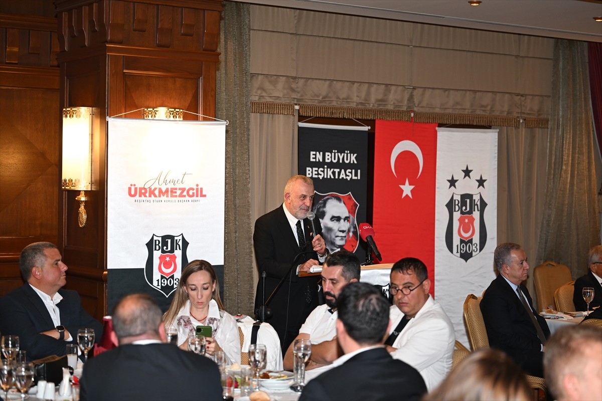 Beşiktaş Divan Kurulu Başkan Adayı Ahmet Ürkmezgil, Ankara'da ikamet eden Beşiktaş Kulübü Divan...