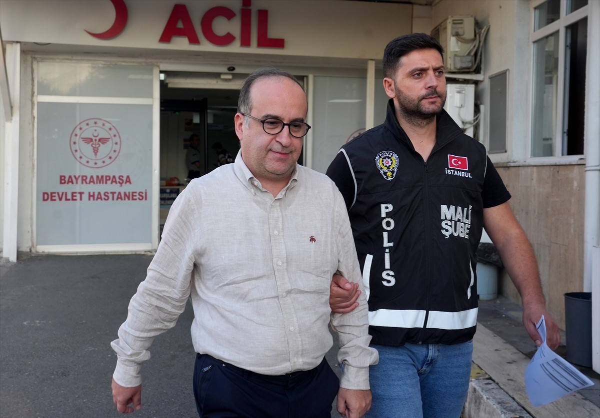 Borsa İstanbul (BİST) pay piyasasındaki bazı işlemlerde manipülasyon yaptıkları iddiasıyla 14...