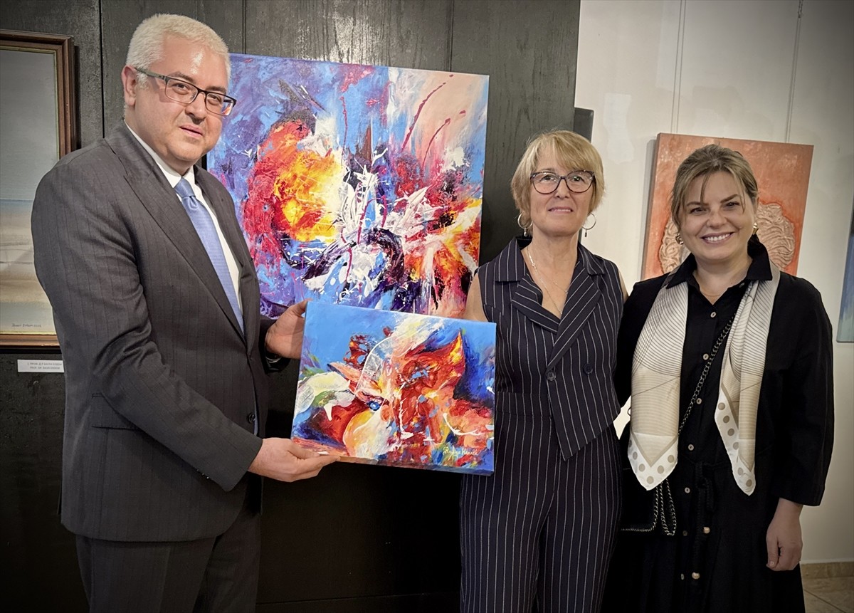 Bulgaristan'da 6. Uluslararası Dostluk Sergisi, başkent Sofya'daki Kültür Bakanlığına bağlı...