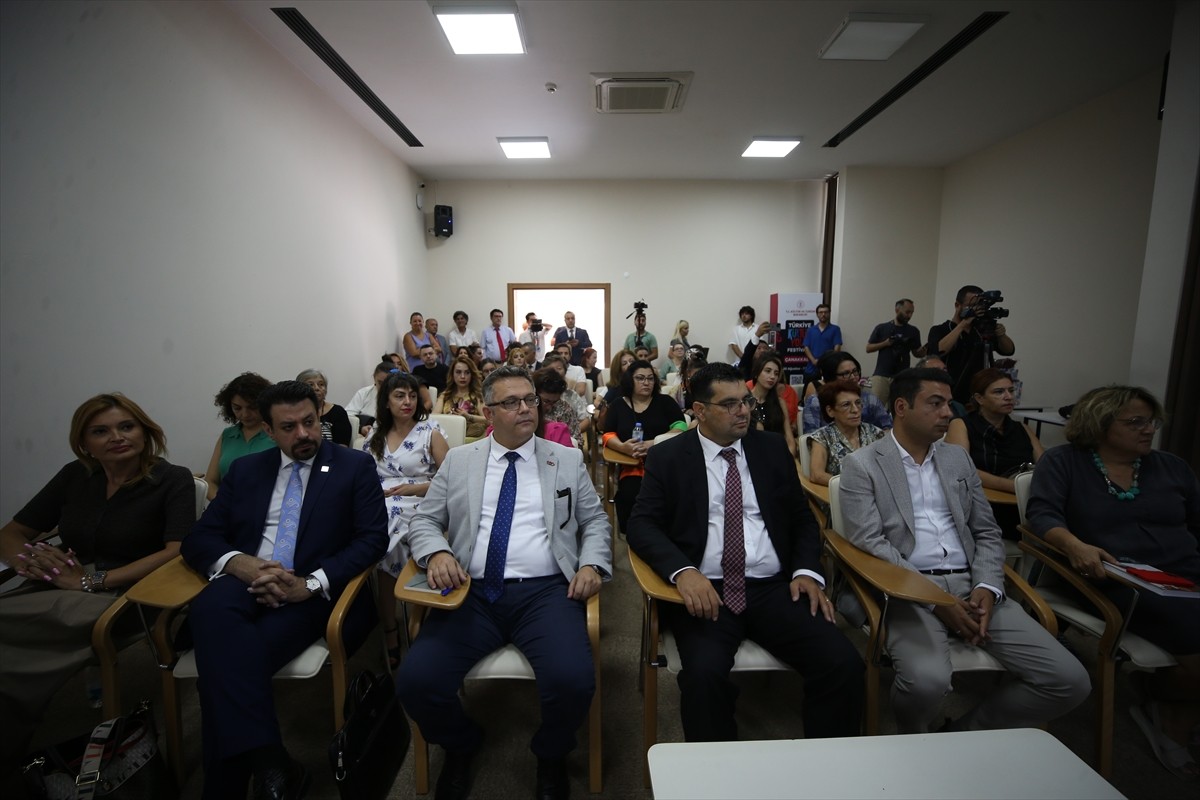 Çanakkale Kültür Yolu Festivali etkinlikleri kapsamında, Mehmet Akif Ersoy İl Halk Kütüphanesi'nde...