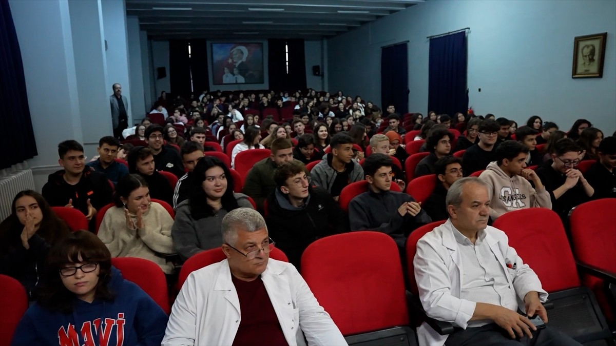Çevre, Şehircilik ve İklim Değişikliği Bakanı Murat Kurum, 81 ilde ilkokul, ortaokul ve liselerde...