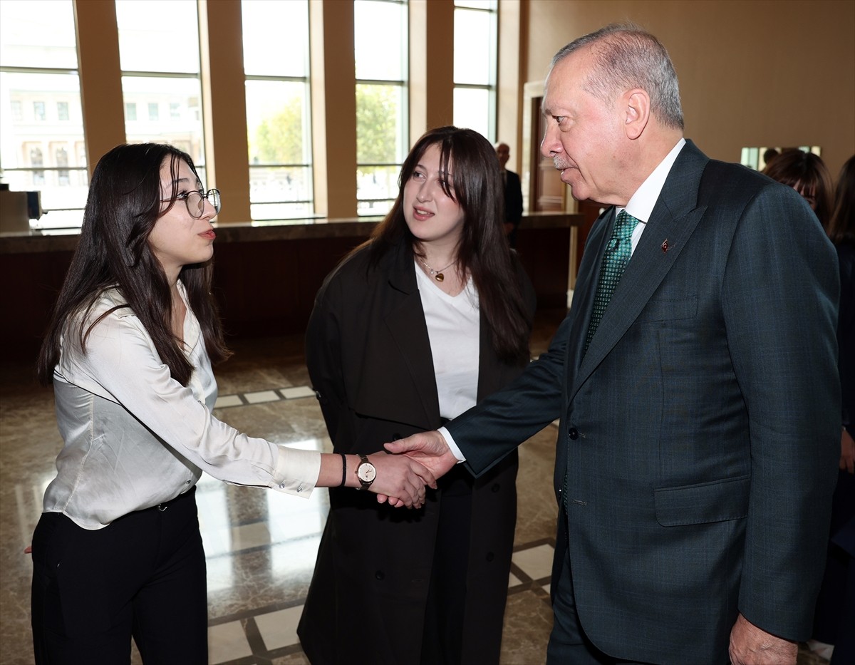 Cumhurbaşkanı Recep Tayyip Erdoğan, Beştepe Millet Kongre ve Kültür Merkezi'nde Şehit Yakınları...