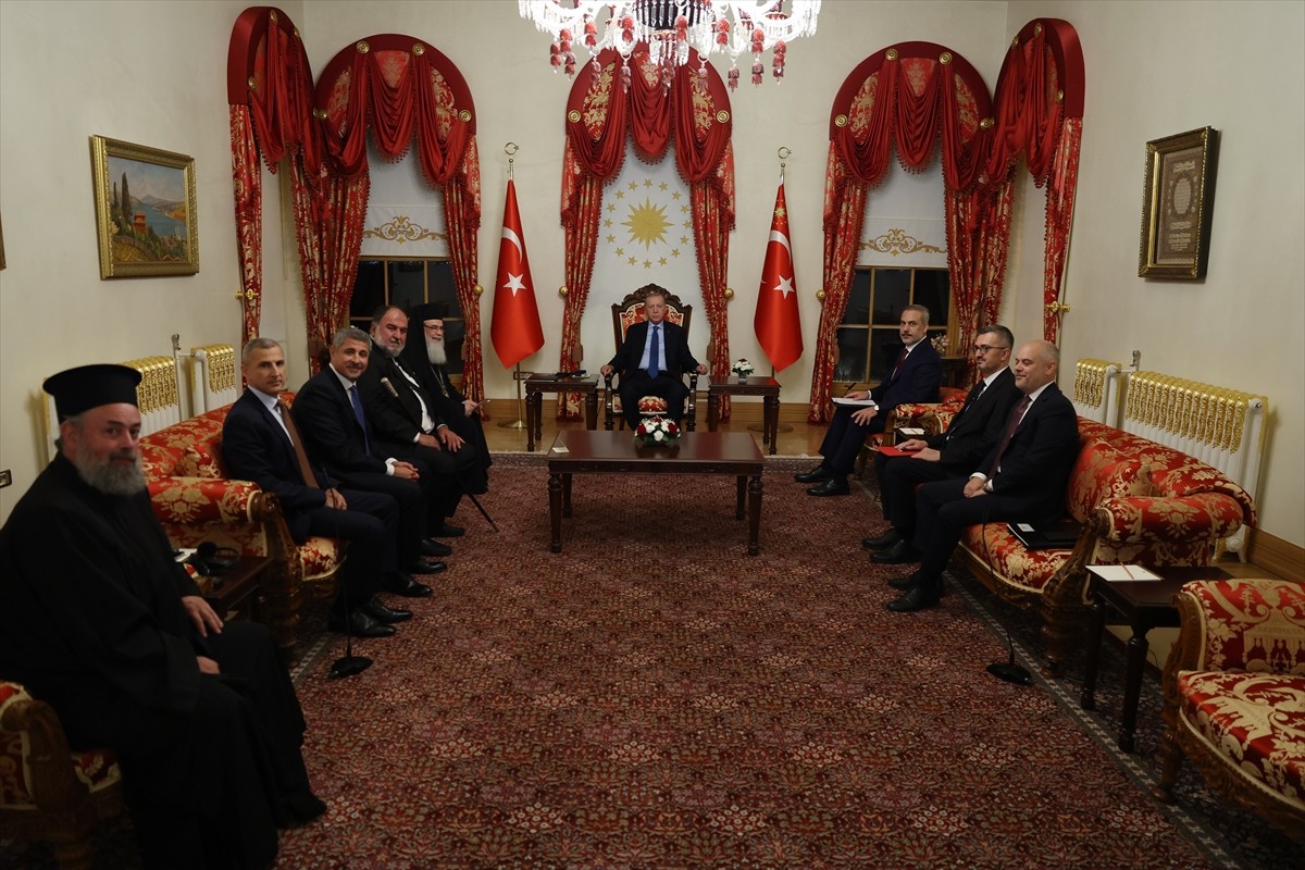 Cumhurbaşkanı Recep Tayyip Erdoğan, Kudüs Rum Ortadoks Patriği Theofilos Giannopoulos ve...