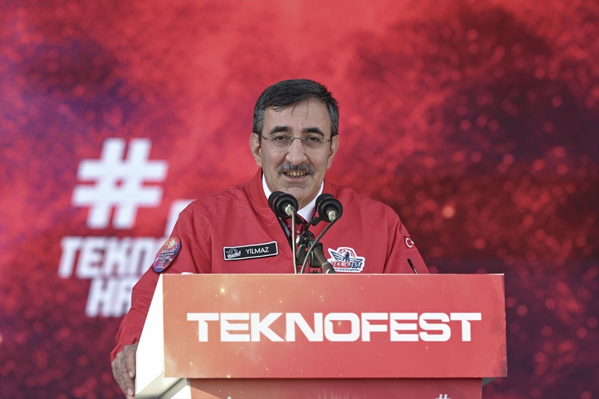 Cumhurbaşkanı Yardımcısı Cevdet Yılmaz, Sanayi ve Teknoloji Bakanlığı ile Türkiye Teknoloji Takımı...