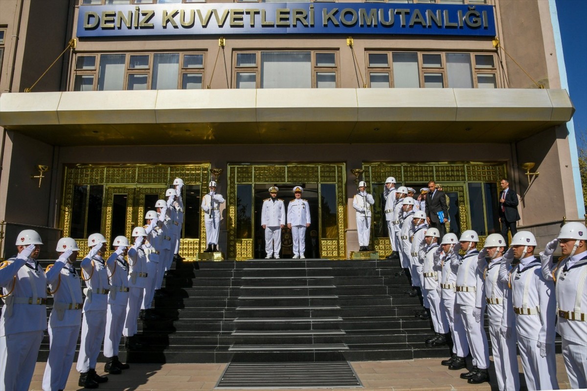 Deniz Kuvvetleri Komutanı Oramiral Ercüment Tatlıoğlu, Suriye Deniz Kuvvetleri Komutanı Tuğgeneral...