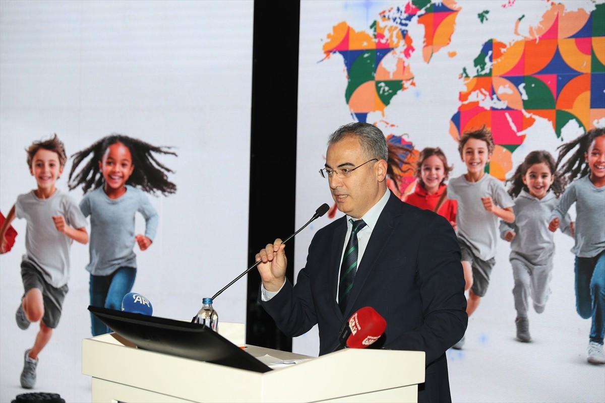 Diyarbakır'da Doğu Pediatri Derneğince düzenlenen "5. Doğu Pediatri Kongresi" başladı.