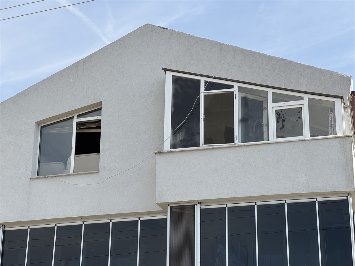 Edirne'de ağabeyiyle tartışması sonrası evlerini yakıp annesi, babası ve ağabeyini bıçakla...