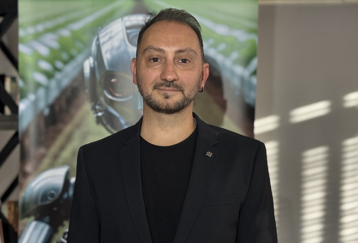 Festivalin yönetmeni Atilla Erkmen, AA muhabirine açıklamalarda bulundu. 