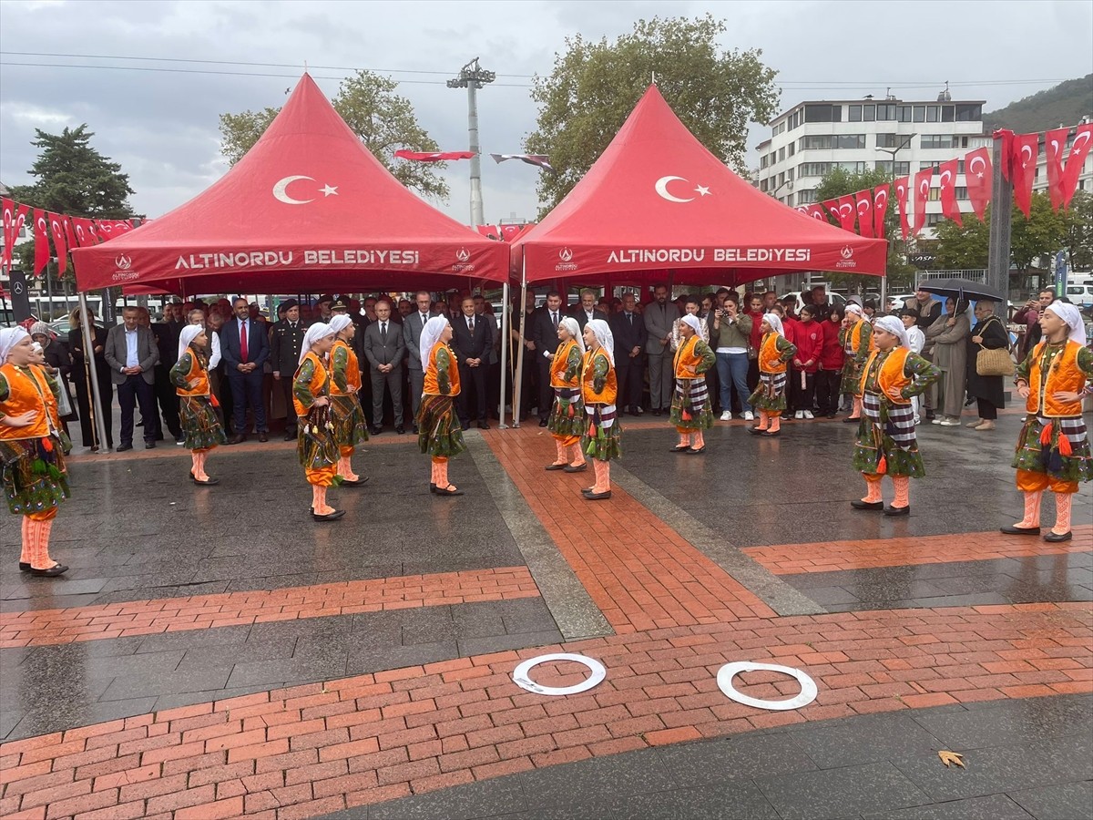 Gazi Mustafa Kemal Atatürk'ün Ordu'ya gelişinin 101. yıl dönümü törenle kutlandı. Şarkiye...