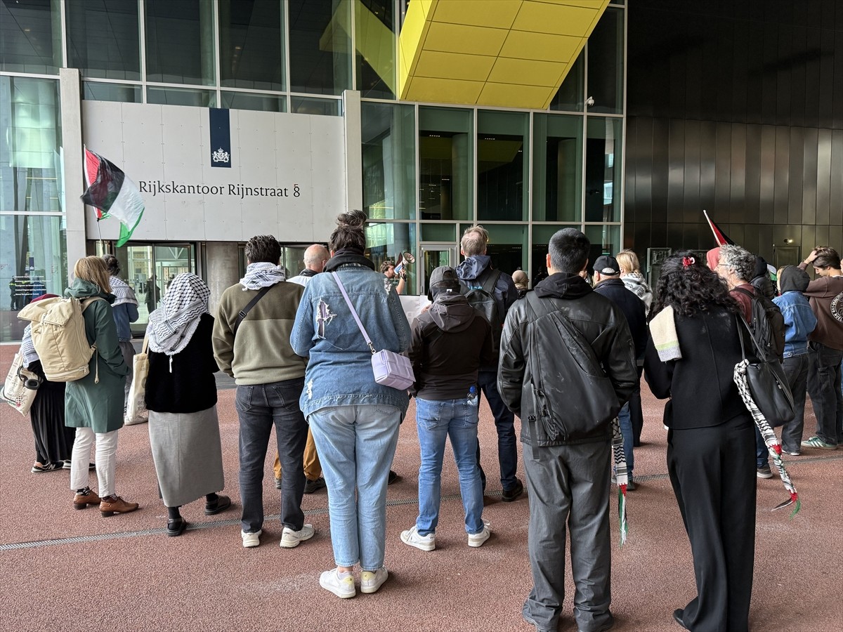 Gazze'ye insani yardım ulaştırmak için yola çıkan Küresel Sumud Filosu'na yönelik dron saldırıları...