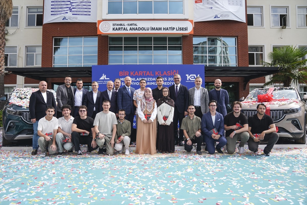 İlim Yayma Vakfı Mütevelli Heyeti Başkanı ve Kartal Eğitim Vakfı (KEV) Yönetim Kurulu Üyesi Bilal...