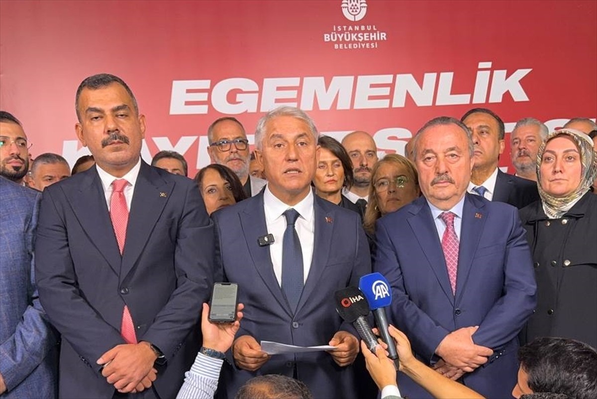 İstanbul Büyükşehir Belediyesi (İBB) Meclisi, eylül ayı toplantılarının birinci oturumu, yeterli...