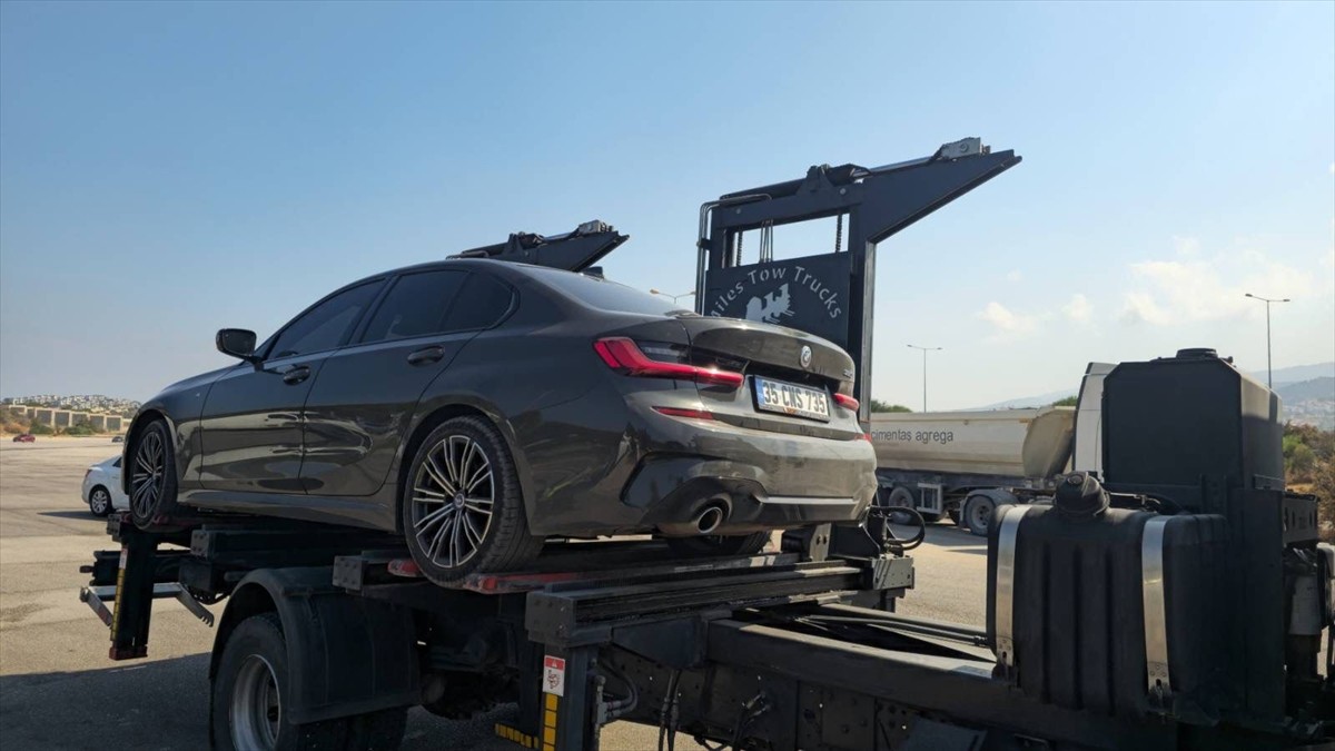 İzmir'in Urla ilçesinde drift atan otomobil sürücüsüne Otoyol Jandarması ekiplerince 48 bin 559...