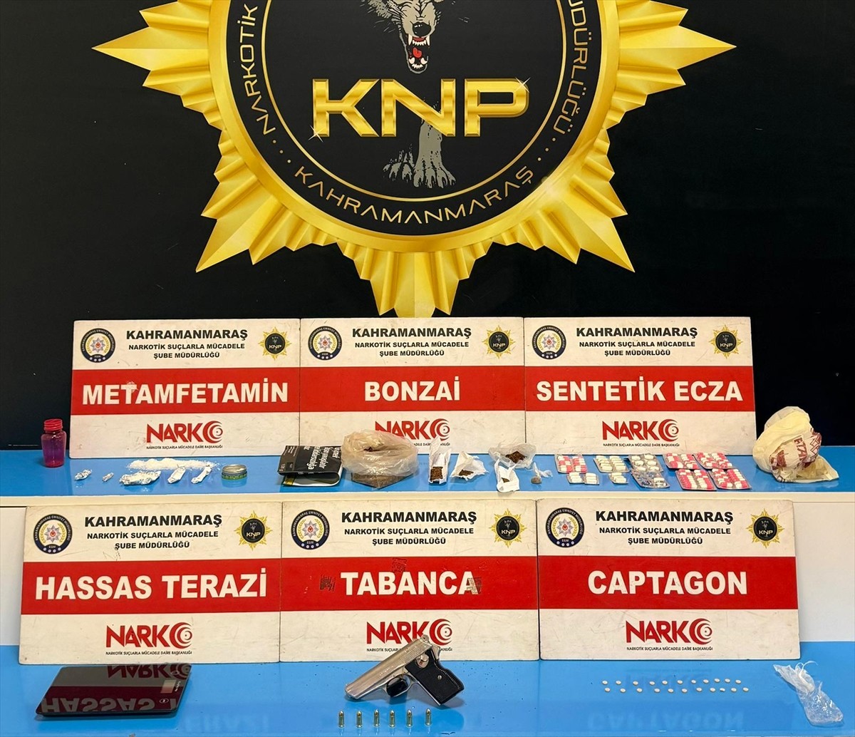 Kahramanmaraş'ta uyuşturucu ticareti yaptıkları iddiasıyla gözaltına alınan 2 zanlı tutuklandı....