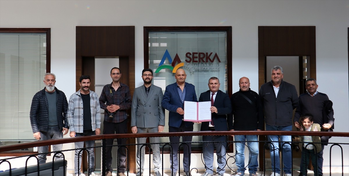 Kars ve Ardahan'da gazetecilere yönelik "Yapay Zeka Destekli Medya Uzmanlığı Eğitimi"...