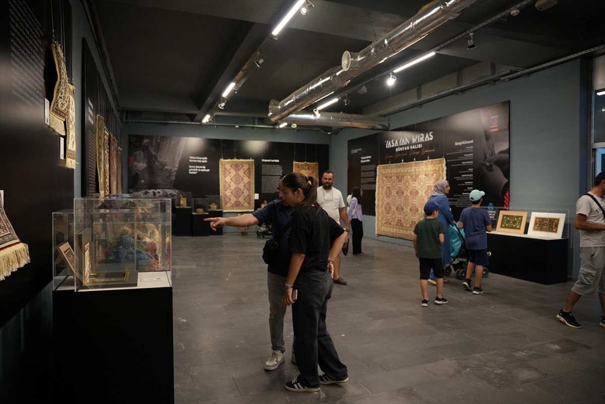 Kültür ve Turizm Bakanlığınca düzenlenen Kayseri Kültür Yolu Festivali etkinliklerle sürüyor....